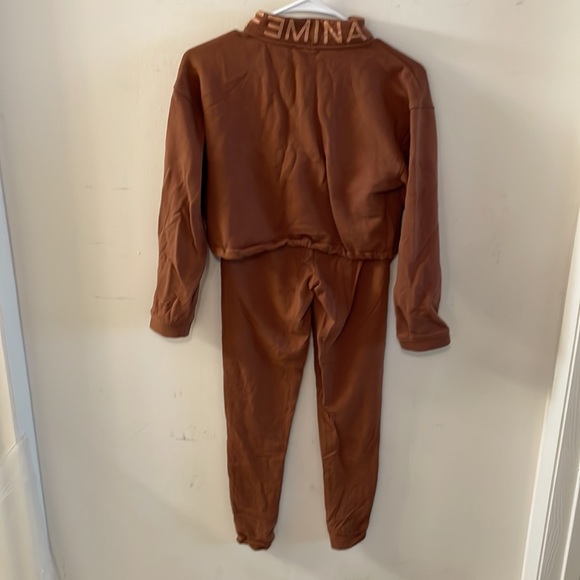 F3mina - Picture 2 of 4